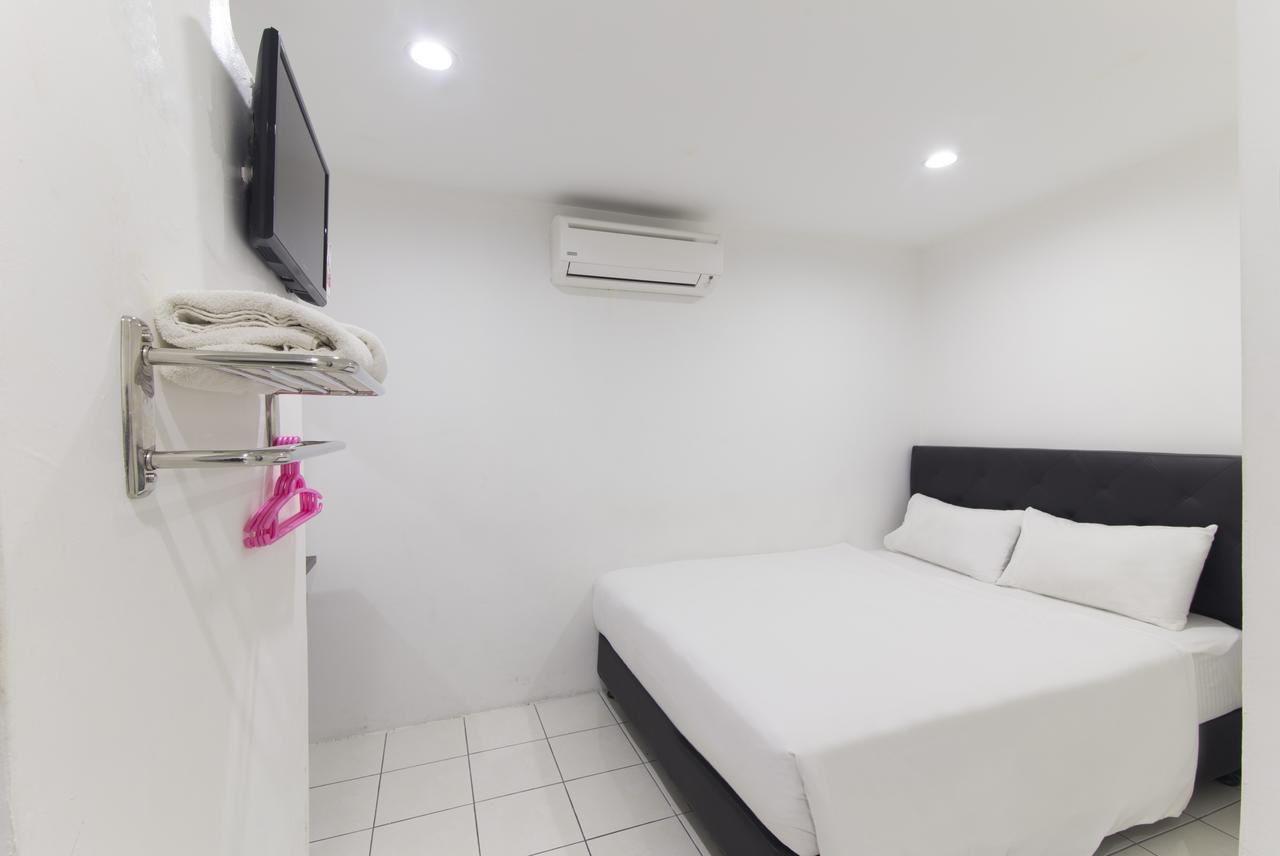 Charlies Boutique Hotel Джордж Таун Екстериор снимка