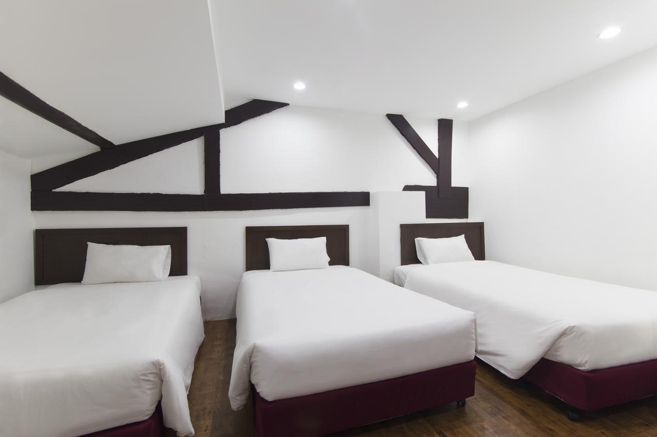 Charlies Boutique Hotel Джордж Таун Екстериор снимка